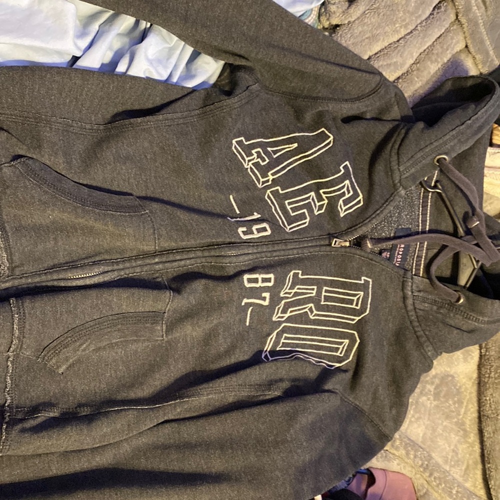 grey hoodie